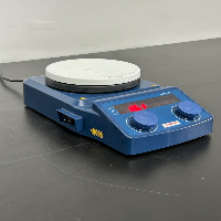 Four E's Digital Magnetic Hotplate Stirrer image 0